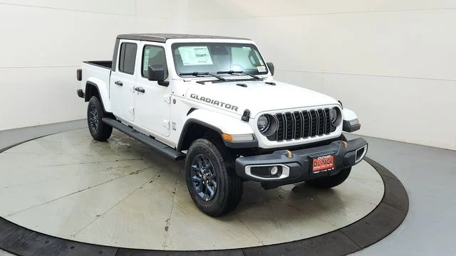 New 2026 Bright White Clear-Coat Exterior Paint Jeep 85th Anniversary Edition image 14