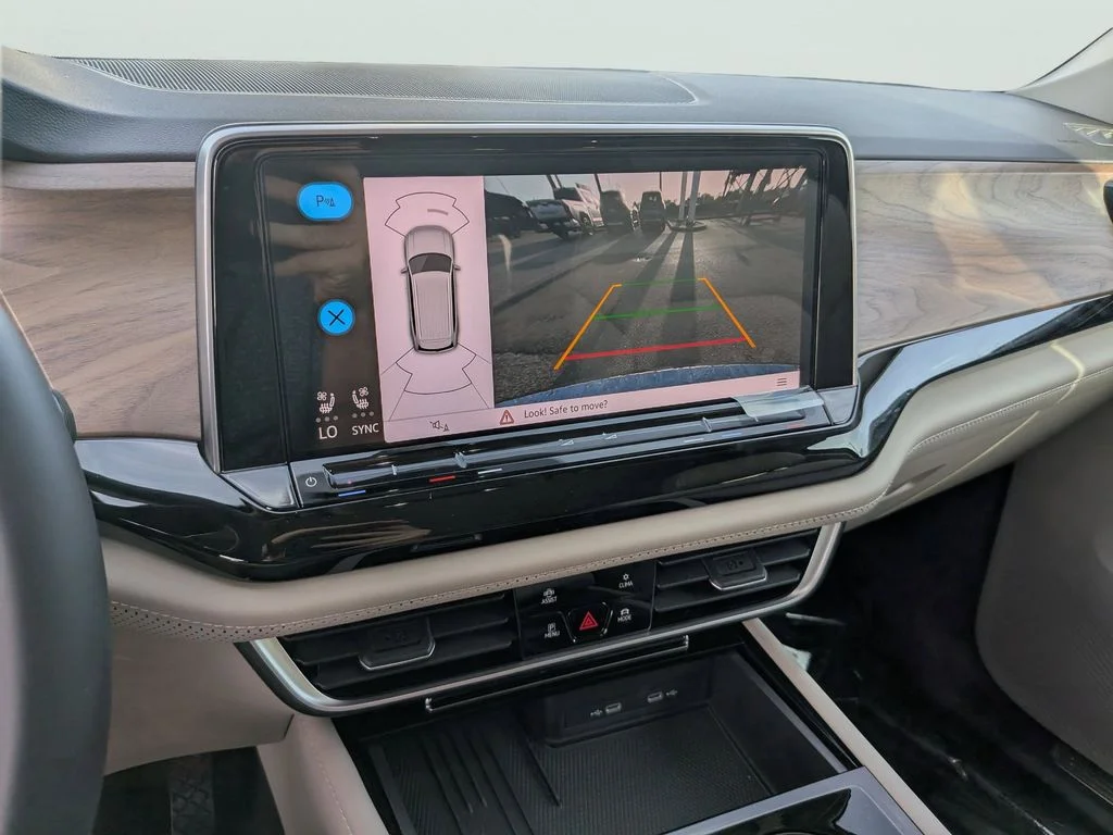 New 2026 Gray Volkswagen 2.0T SE w/Technology image 18