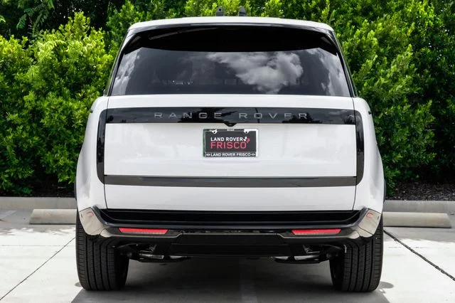 New 2026 Fuji White Land Rover SE image 12