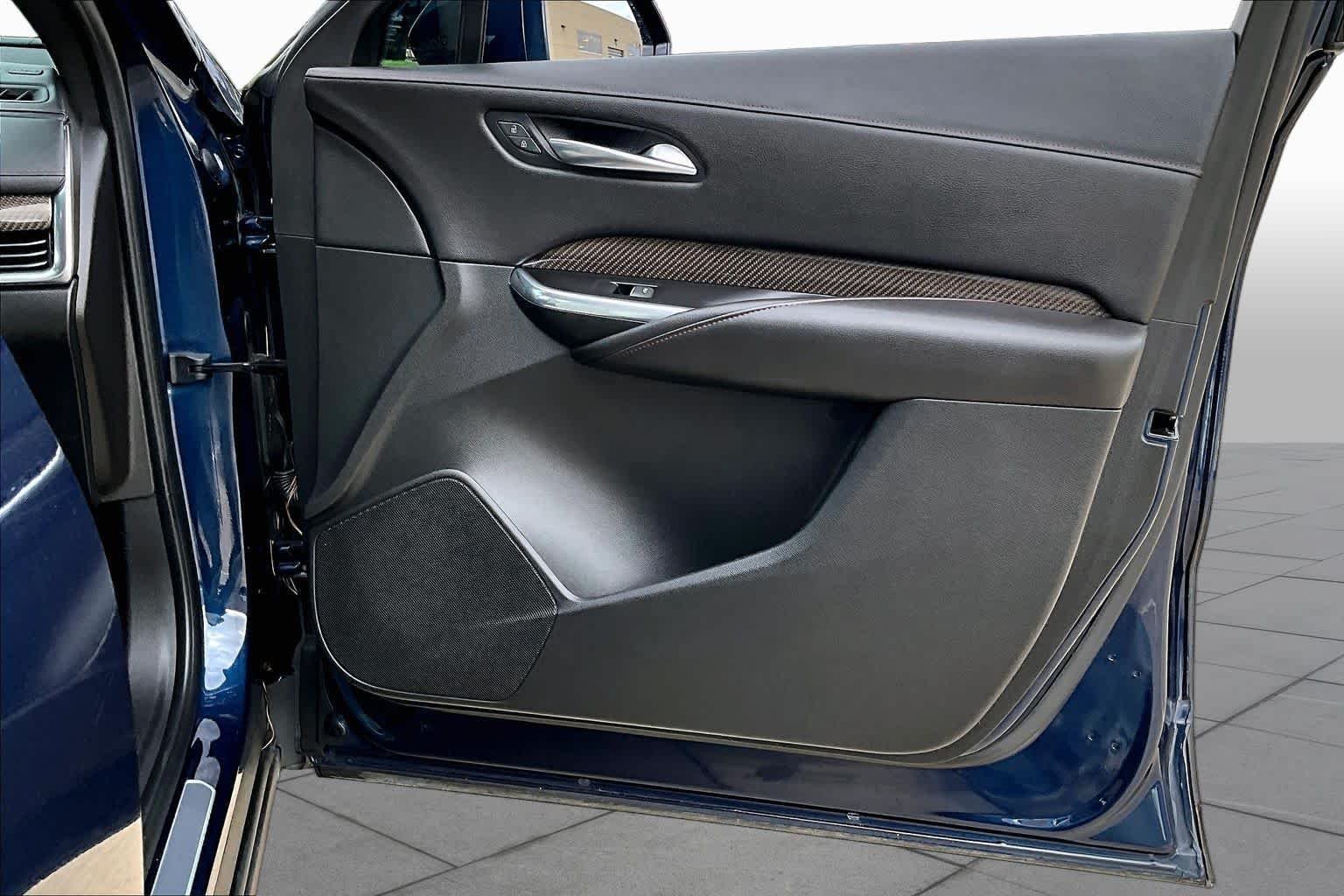 Used 2019 Twilight Blue Metallic Cadillac AWD Sport image 22