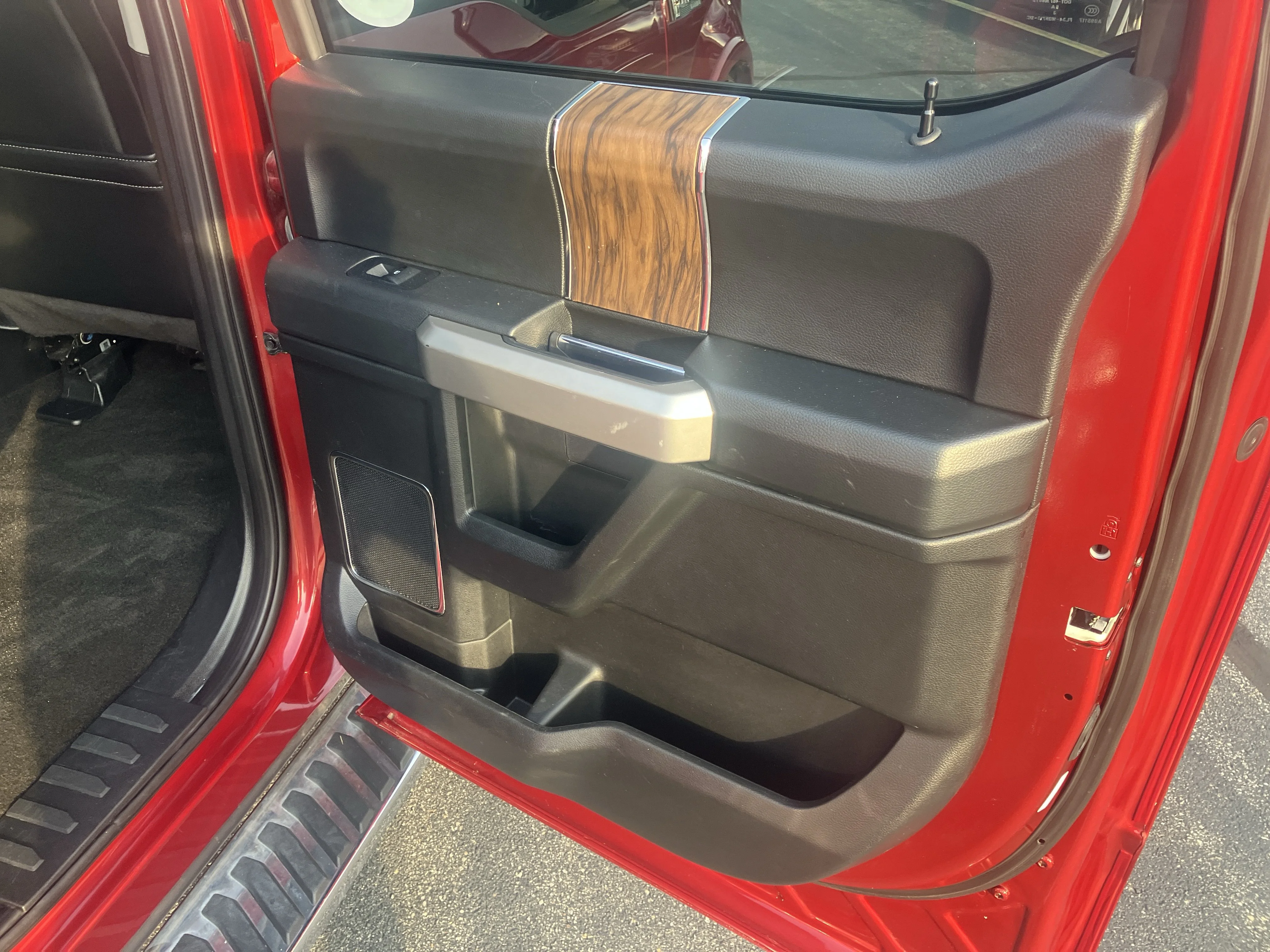 Used 2019 Red Ford LARIAT image 12