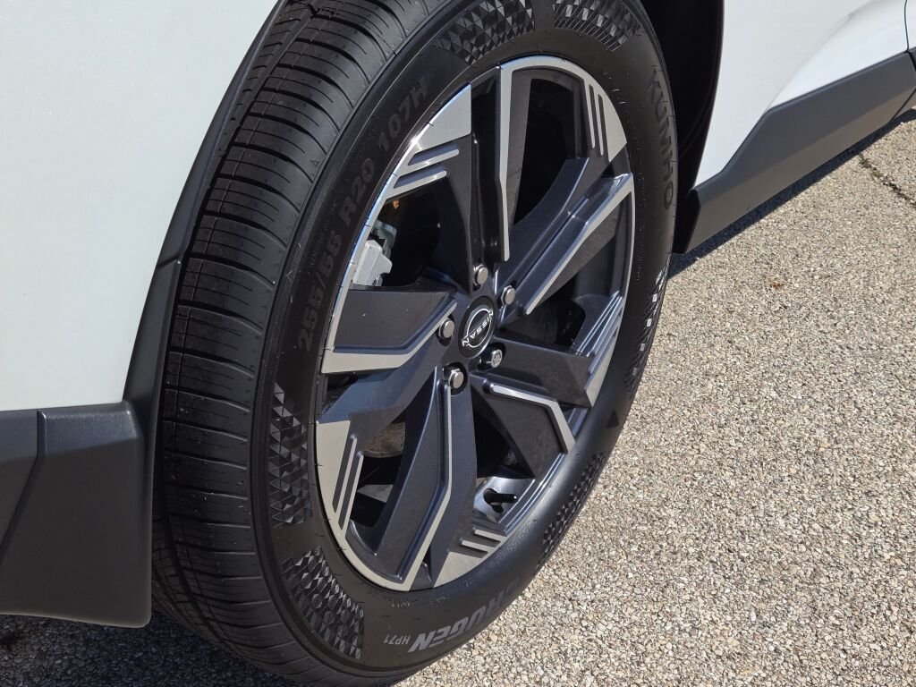 2025 Nissan Murano SV - Photo 10