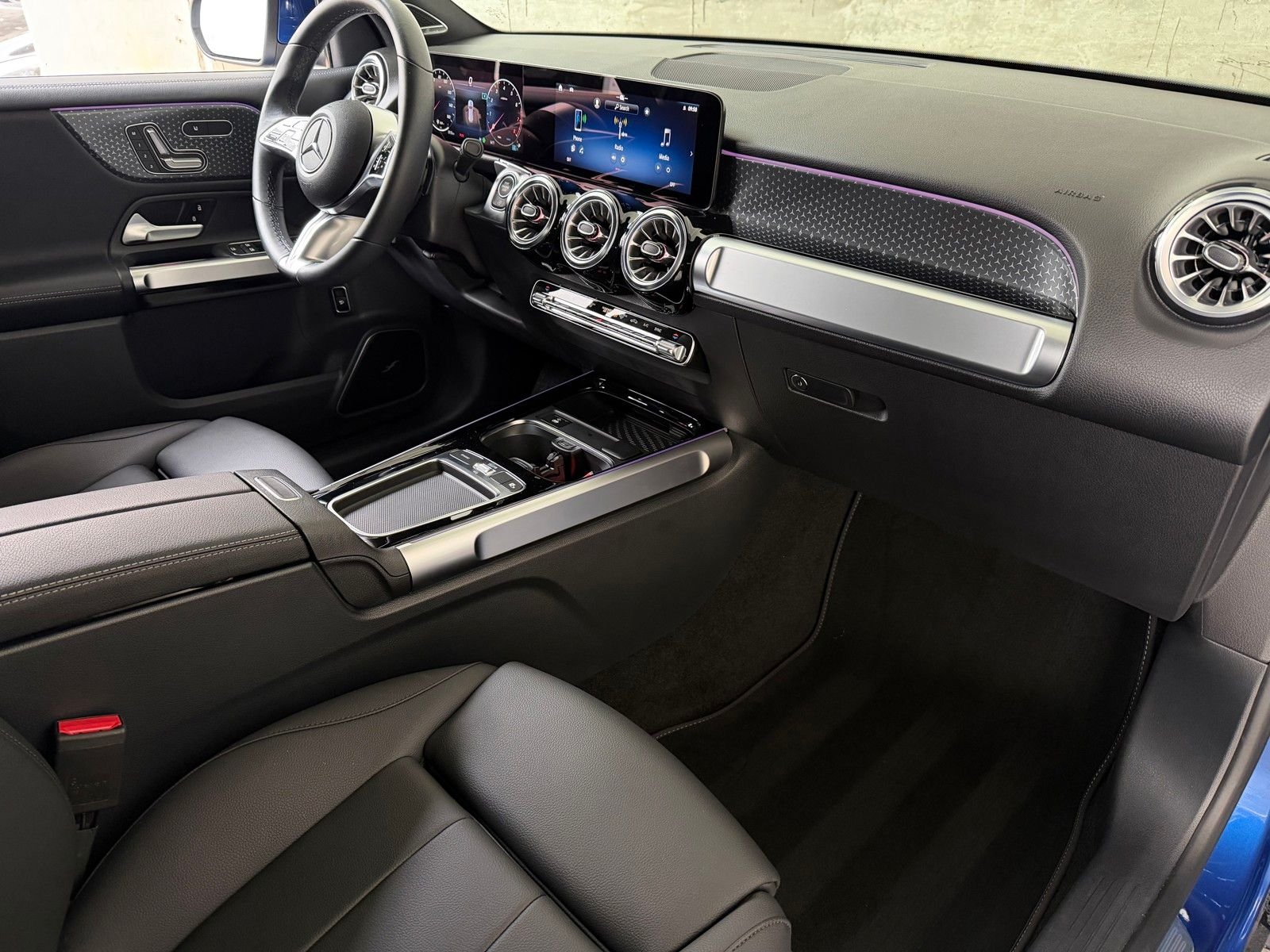 Certified Used 2024 Blue Mercedes-Benz GLB 250 image 17