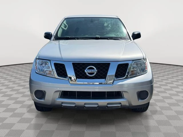 Used 2019 Silver Nissan SV image 2