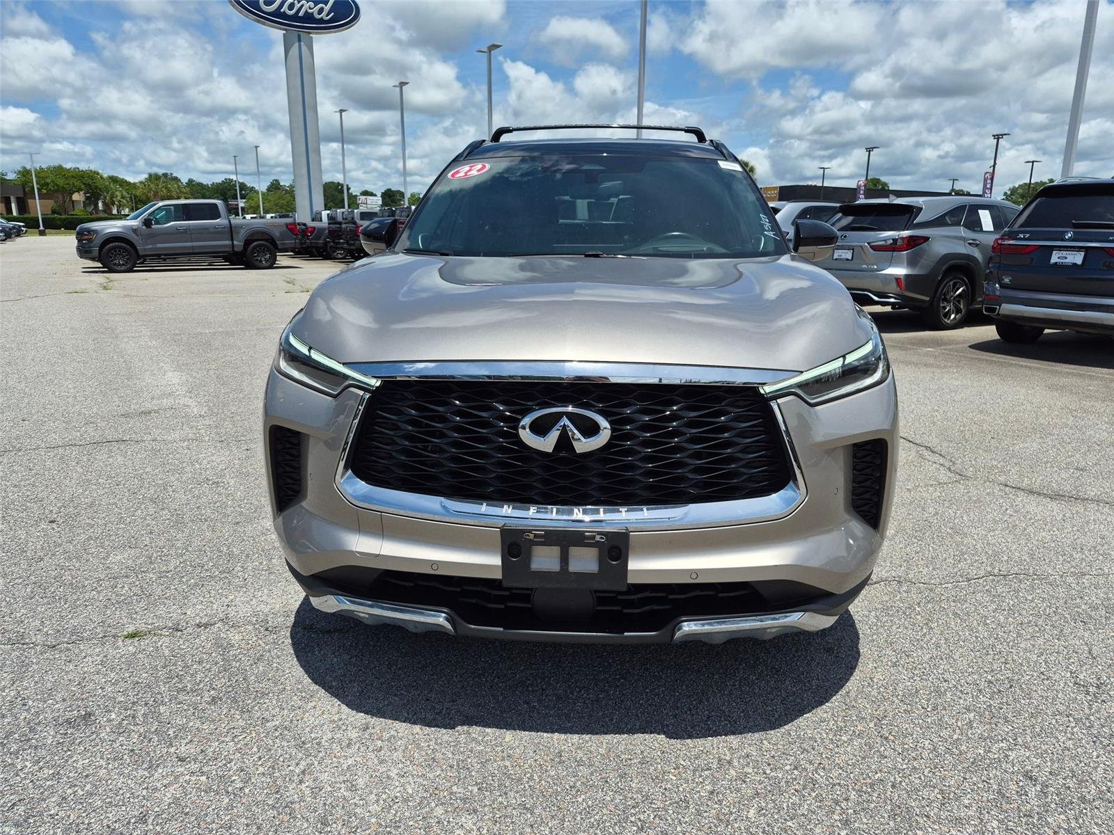 Used 2022 SILVER INFINITI  image 2