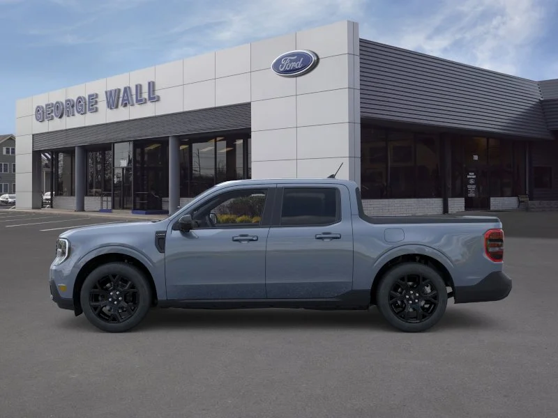 New 2025 Azure Gray Metallic Tri-Coat Ford Lariat® image 27