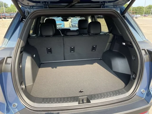 New 2027 Lakeshore Blue Metallic Chevrolet LT image 22