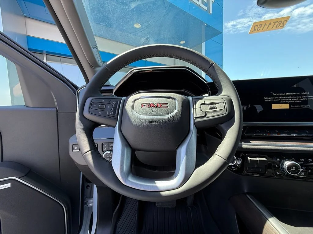 New 2026 Glacier White Tricoat GMC SLT image 19
