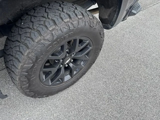 Used 2021 Black Chevrolet LT Trail Boss image 11
