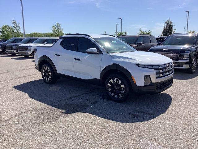 New 2026 White Hyundai SEL image 3