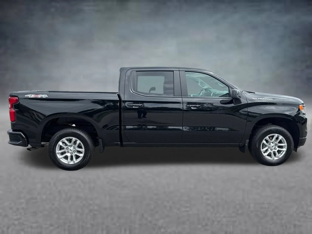 Used 2026 Black Chevrolet RST image 7