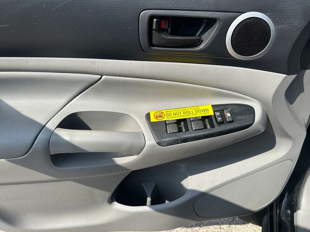 Used 2015 Black Toyota PreRunner image 12