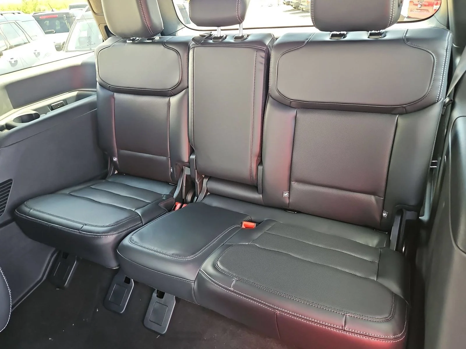 New 2026 Stone Blue Metallic Ford Platinum® image 31