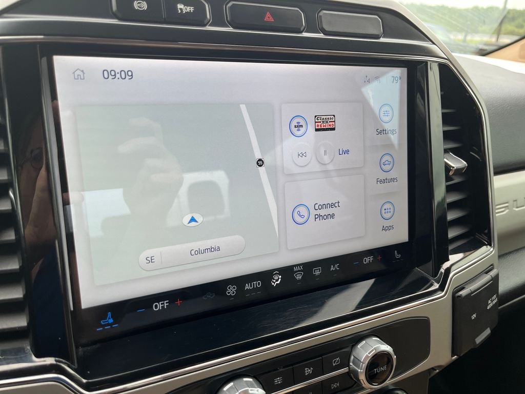 Used 2022 Oxford White Ford Lariat image 17