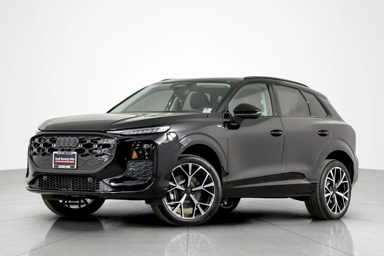 2026 Audi Q3 S line quattro's photo