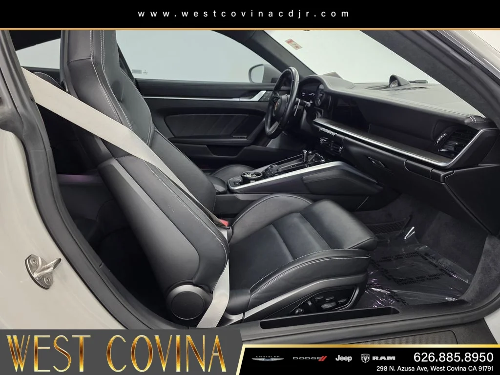 Used 2022  Porsche Turbo S image 19