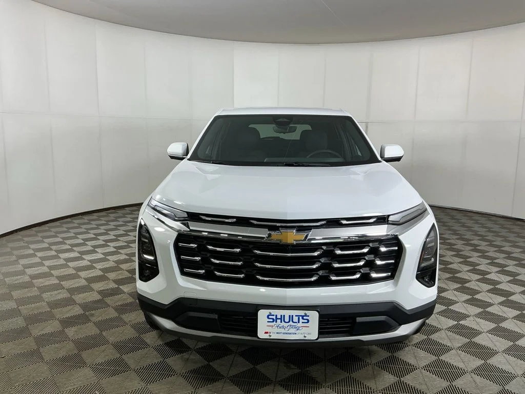 New 2027 White Chevrolet LT image 2