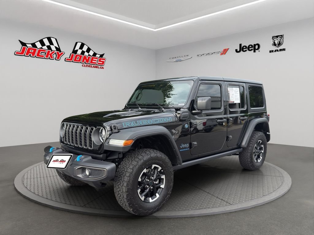 Used 2025 Black Clearcoat Jeep Rubicon image 2