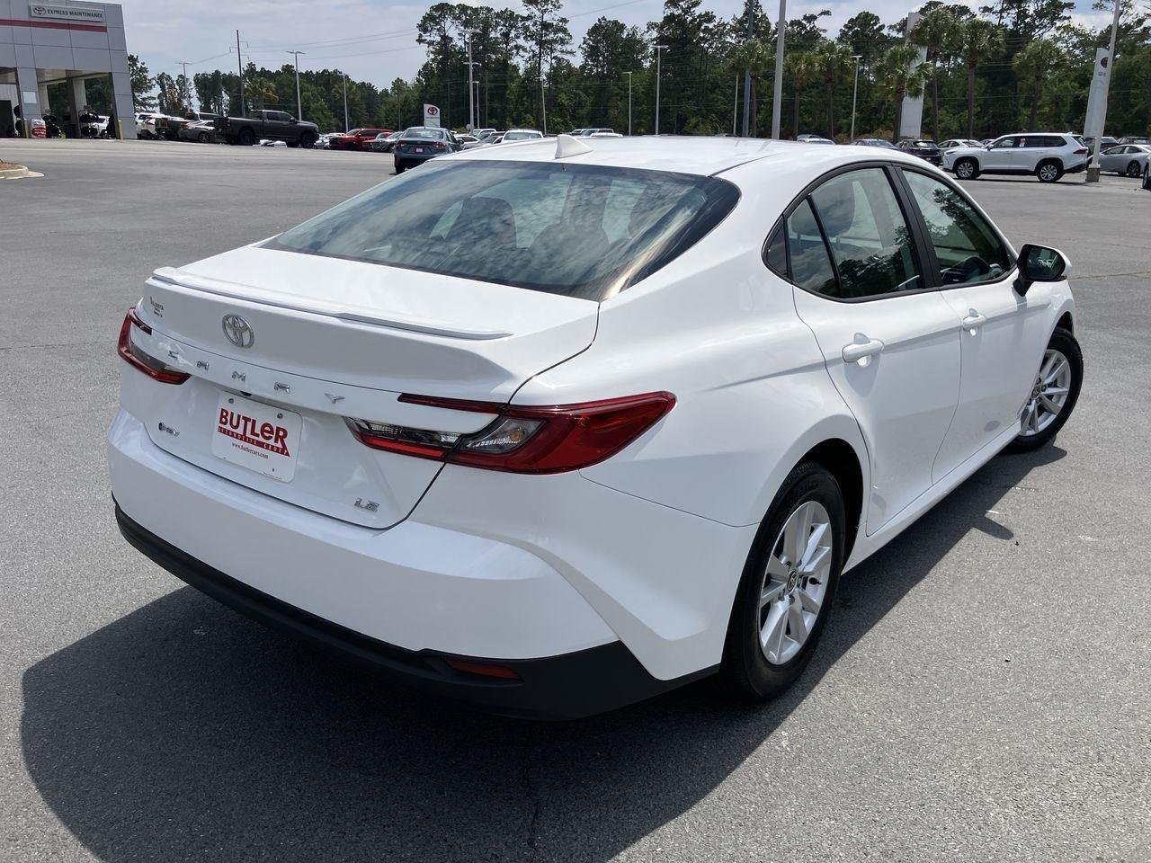 Used 2026 Ice Cap Toyota LE image 5