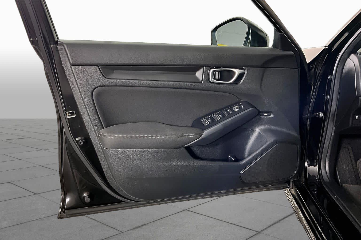 Used 2025 Crystal Black Pearl Honda Sport image 20