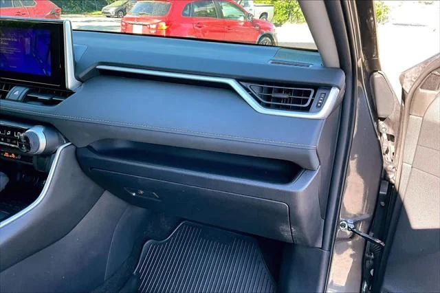 Certified Used 2024 MAGNETIC GRAY MET. Toyota  image 19