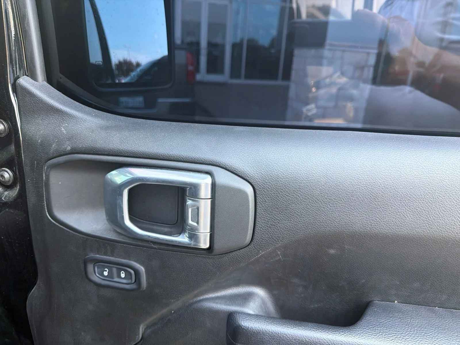 Used 2022 Black Jeep Sport image 20