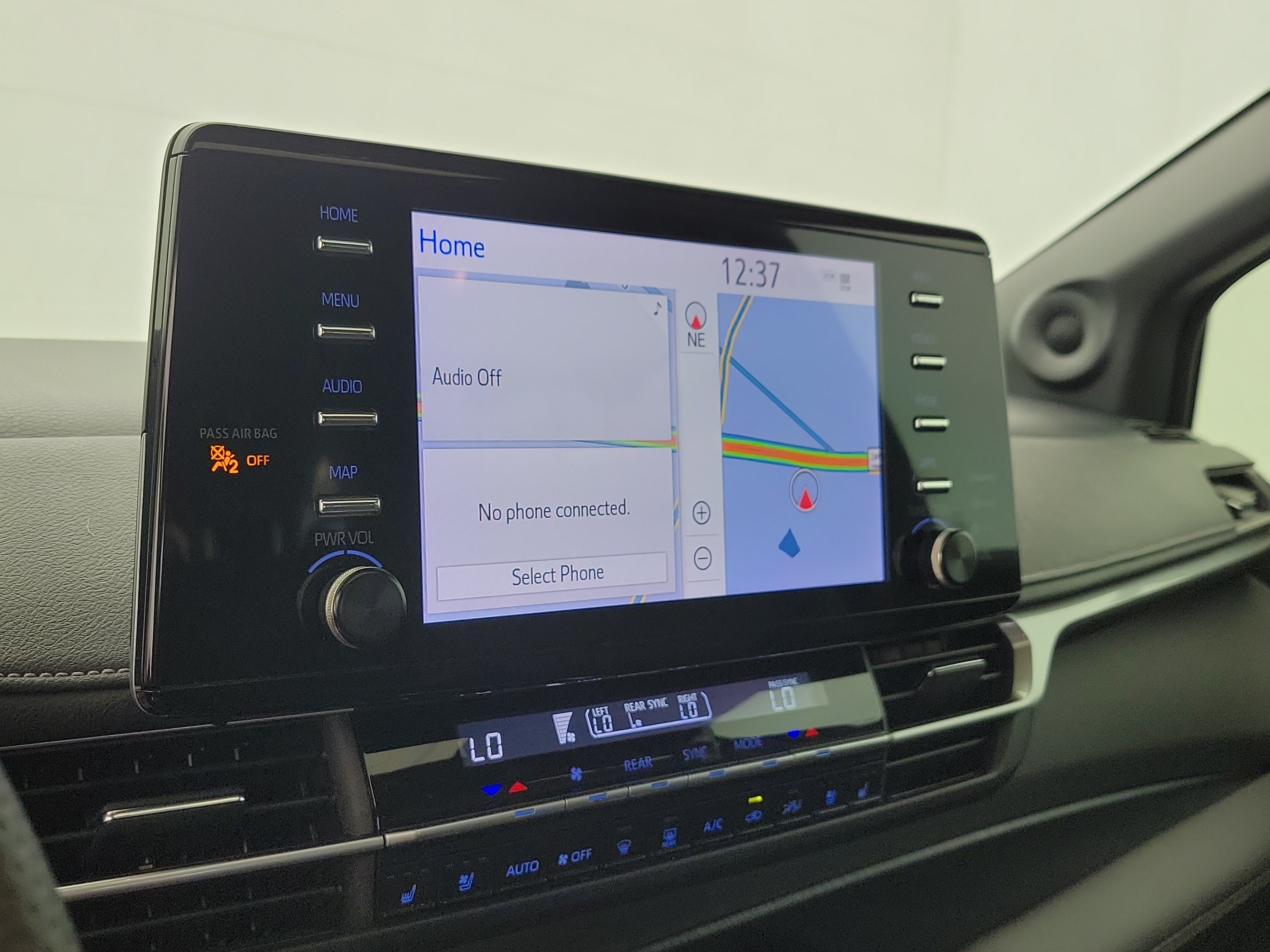 Used 2023 Wind Chill Pearl Toyota XSE image 27