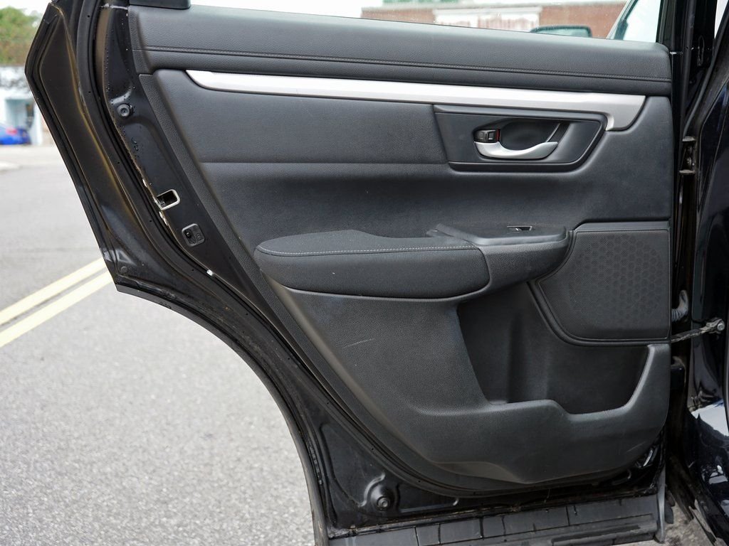 2021 Honda CR-V LX - Photo 6