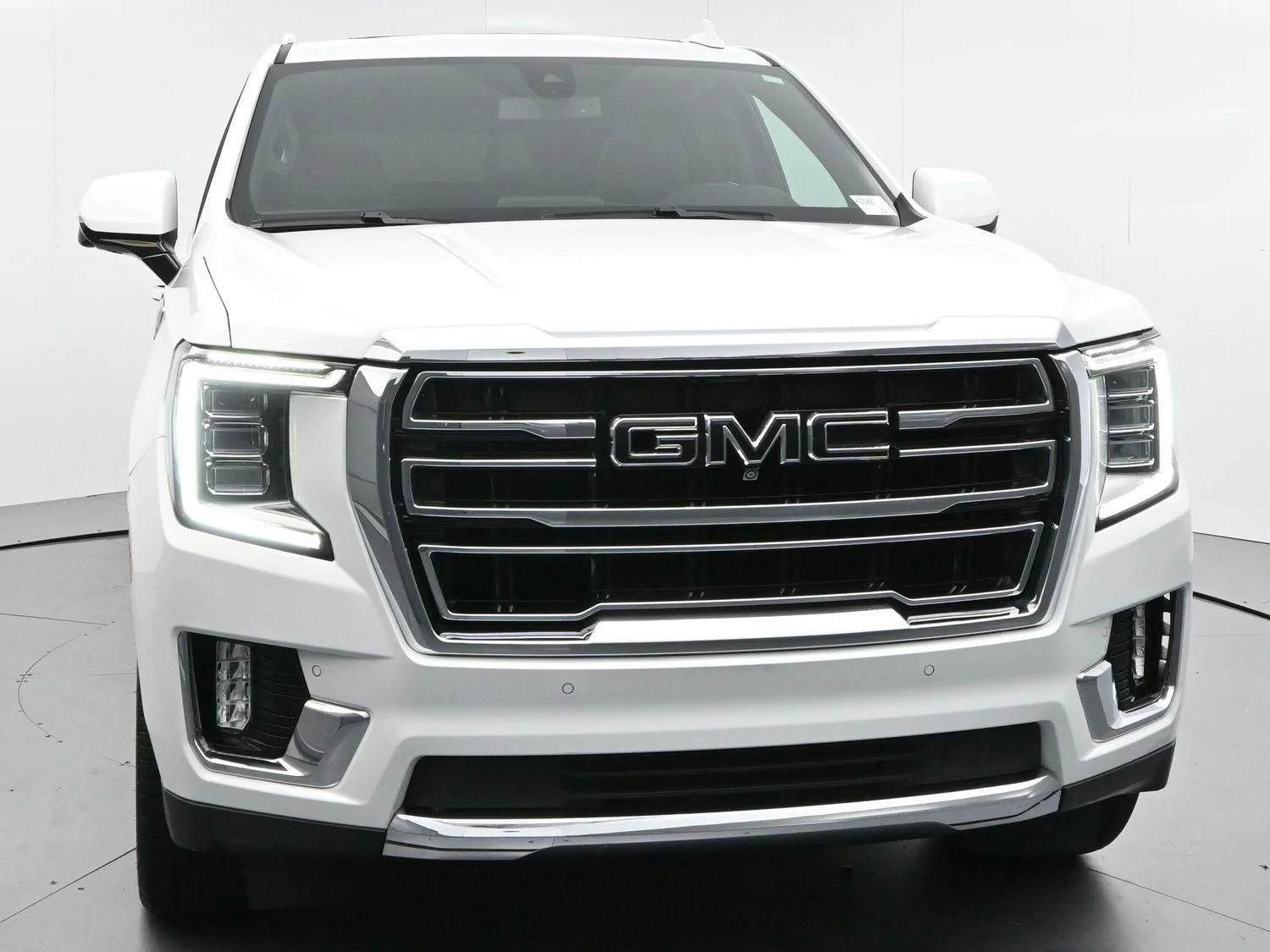 Used 2021 Summit White GMC SLT image 2