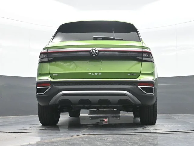 New 2026 Green Volkswagen 1.5T SEL image 18
