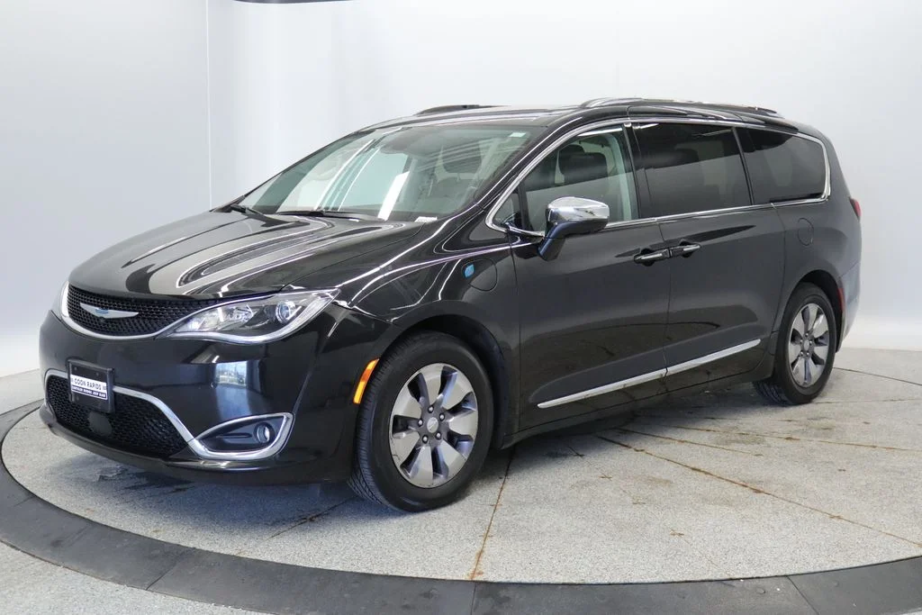2020 Chrysler Pacifica Hybrid Limited