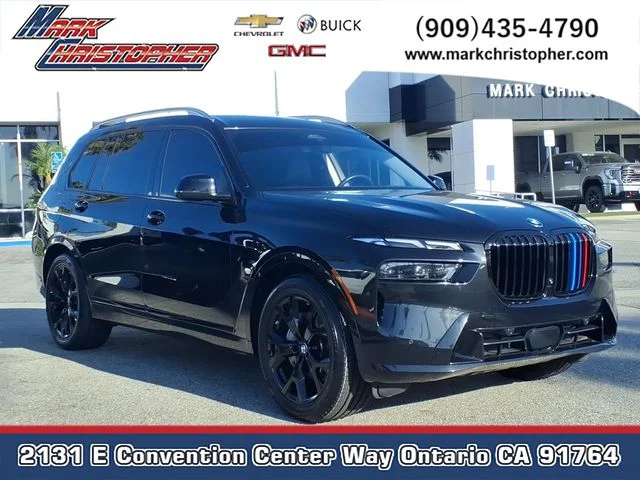 2025 BMW X7 xDrive40i's photo