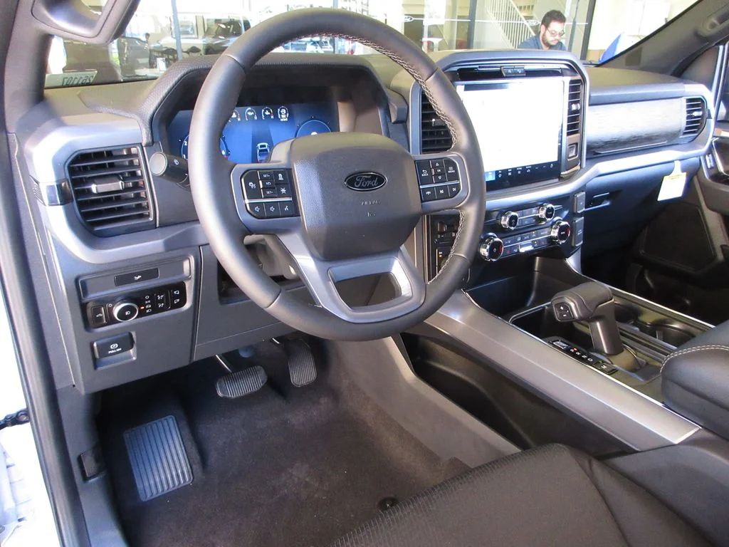 New 2026 Oxford White Ford XLT image 14