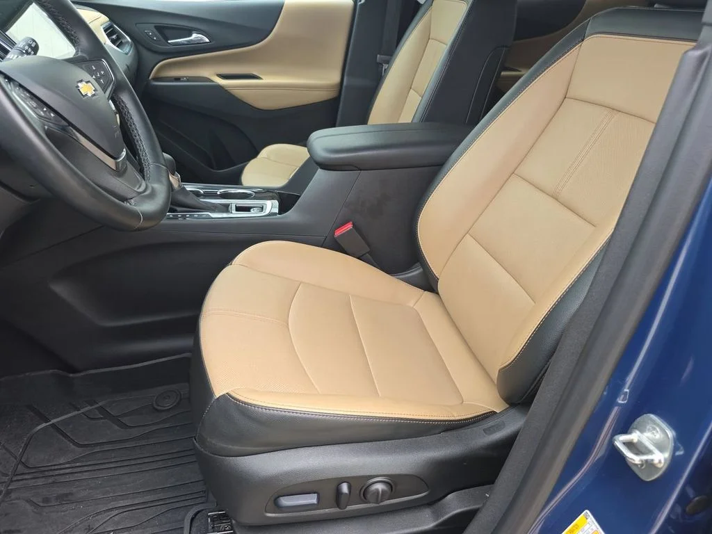 Used 2024 Blue Chevrolet Premier image 20