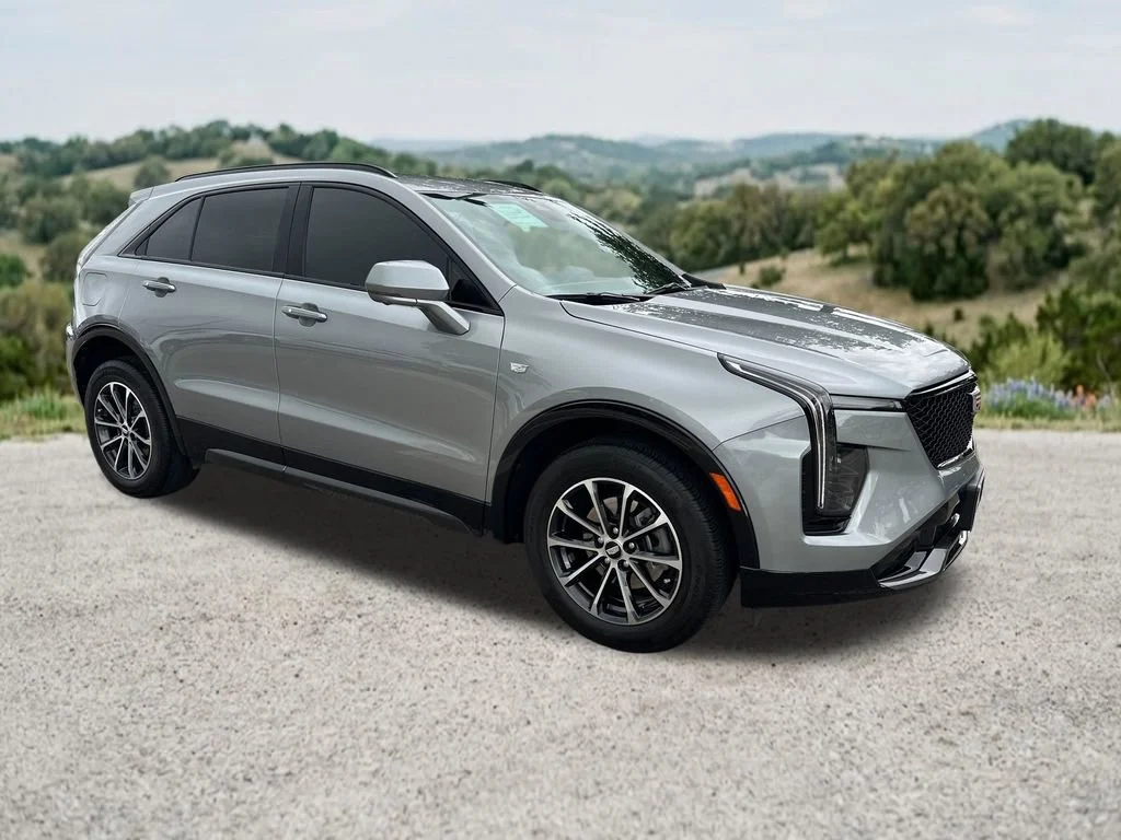 2025 Cadillac XT4 Sport's photo