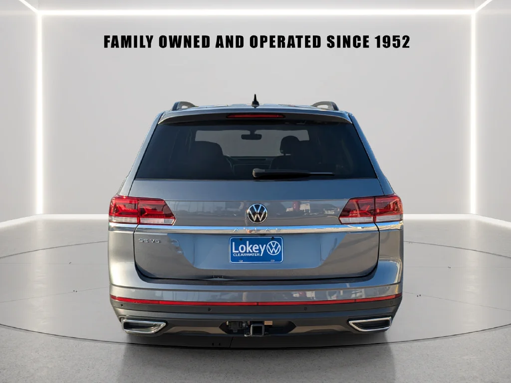 Used 2023 Gray Volkswagen 3.6L V6 SE w/Technology image 5