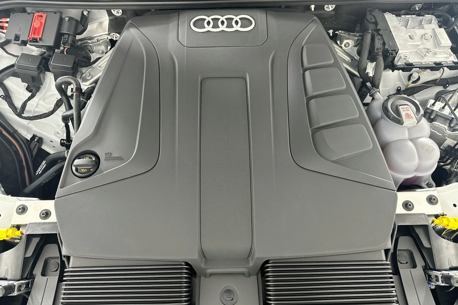 New 2026 Glacier White Metallic Audi Premium image 12