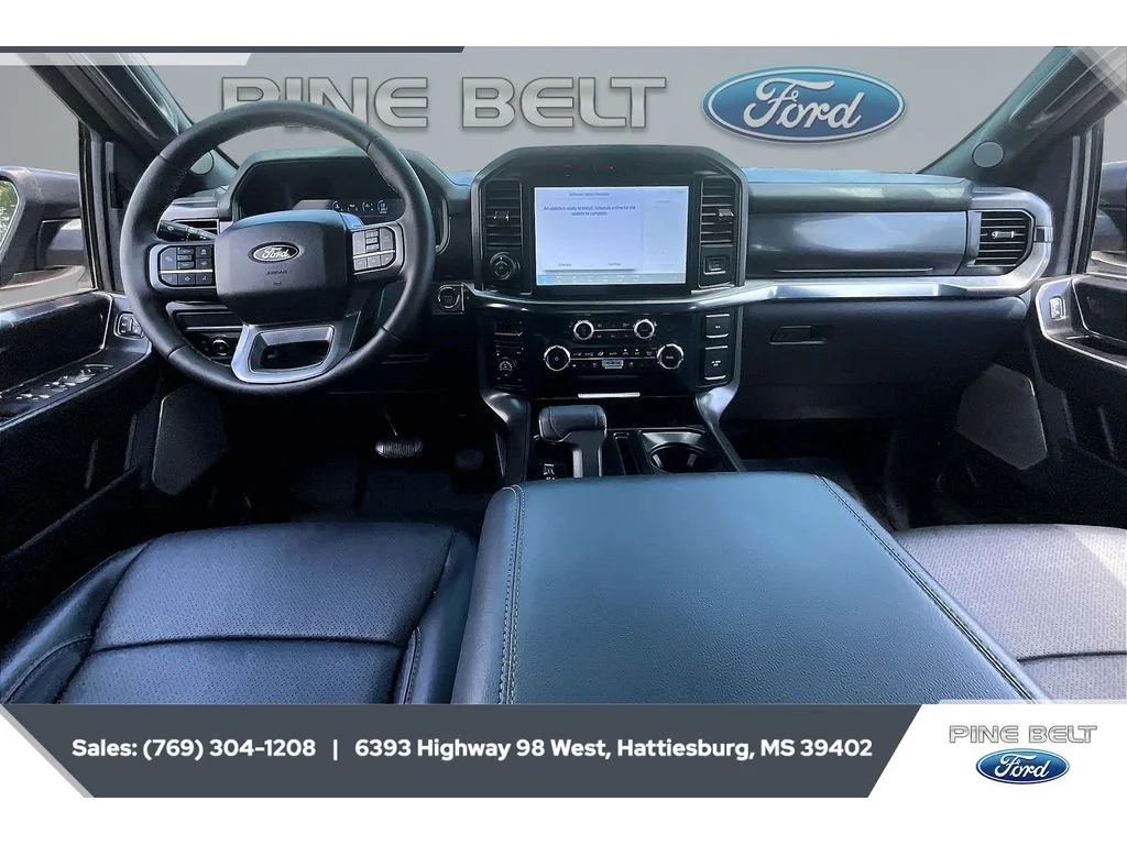 Used 2025 GRAY Ford Lariat image 14