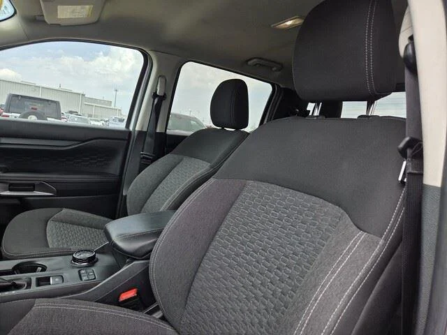 Used 2024 Oxford White Ford XLT image 13