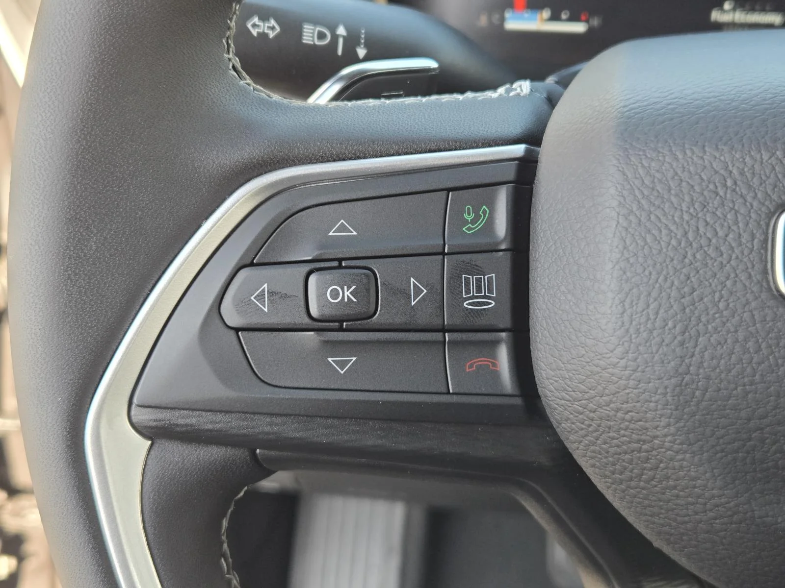 2025 Jeep Grand Cherokee Laredo - Photo 17