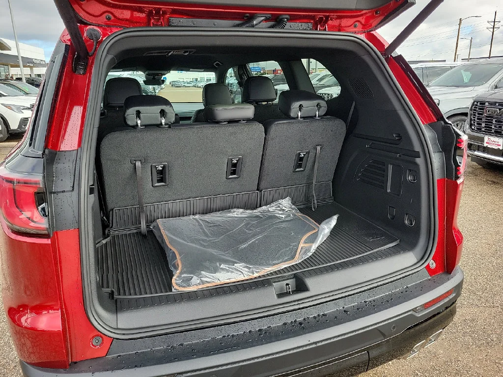 2027 GMC Acadia AT4 - Photo 15