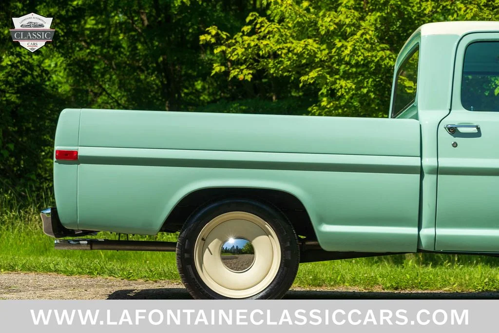 Used 1970  Ford  image 47
