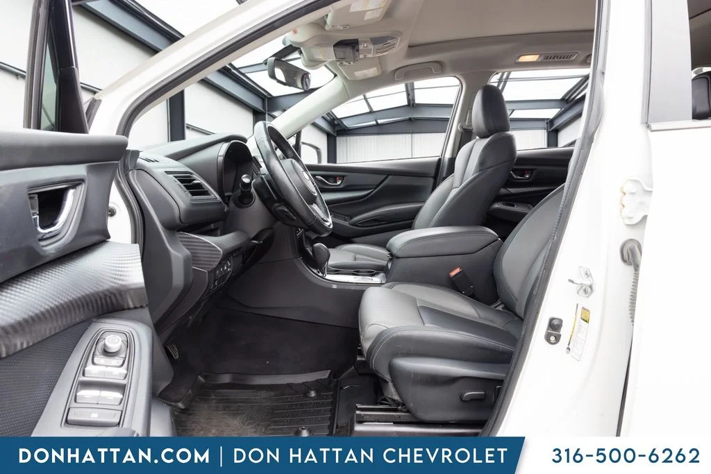 Used 2022 White Subaru Onyx Edition image 4