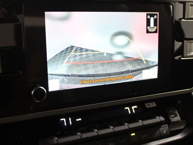 2026 Toyota Tundra SR5 - Photo 7