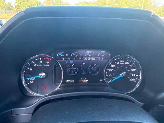 Used 2020 White Ford Limited image 17