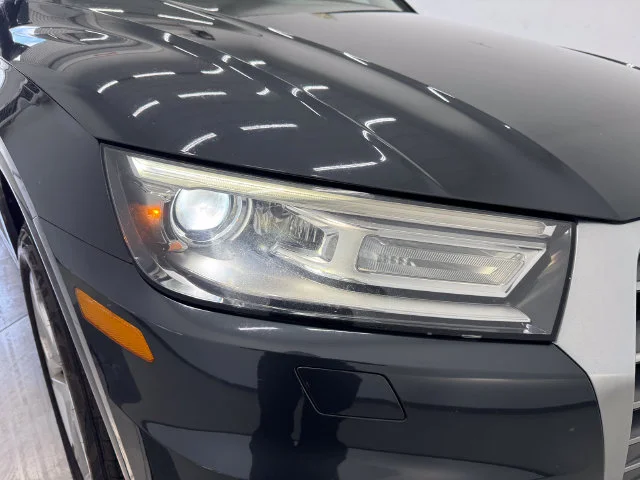 Used 2018 Manhattan Gray Metallic Audi 2.0T Premium image 34