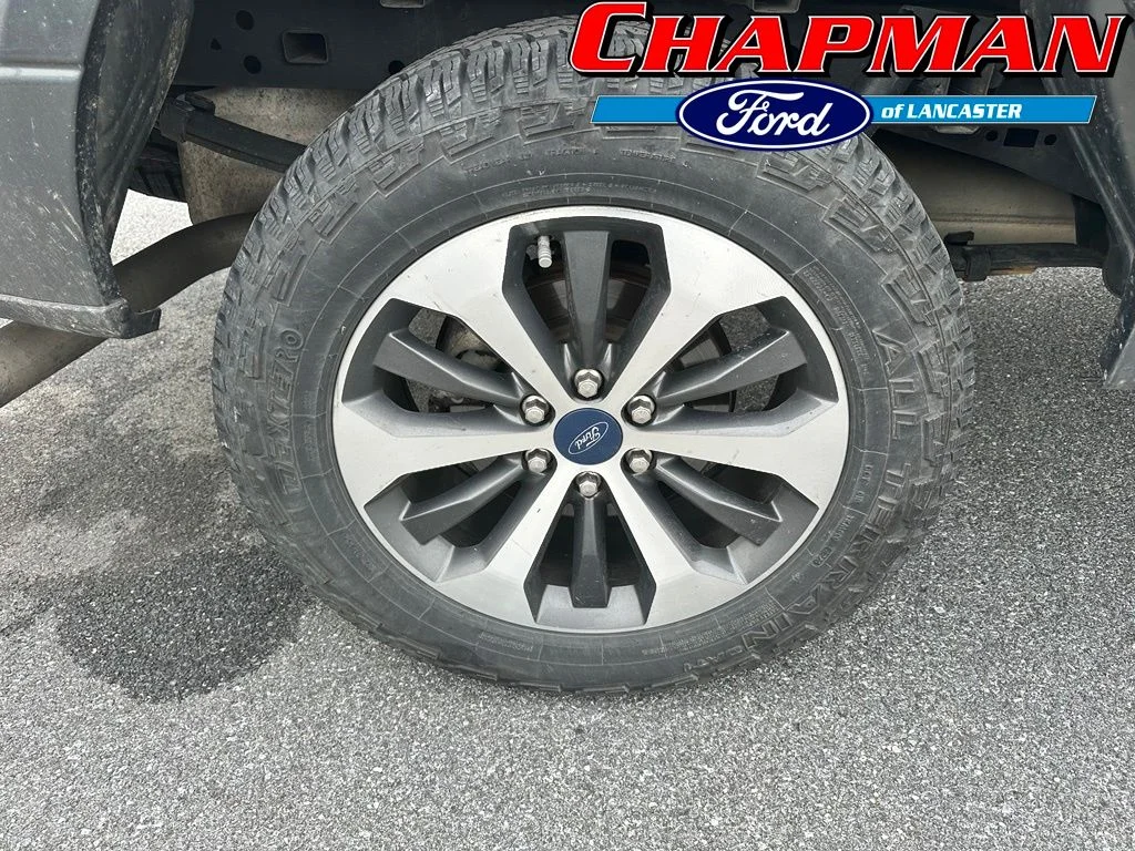 Used 2020 Magnetic Ford XL image 3
