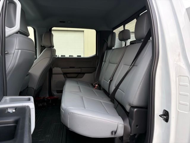 New 2026 Oxford White Ford XL image 15
