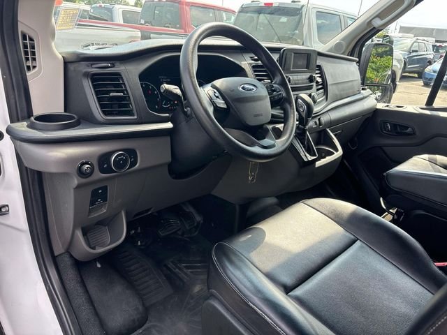 Used 2025 Oxford White Ford Base image 5
