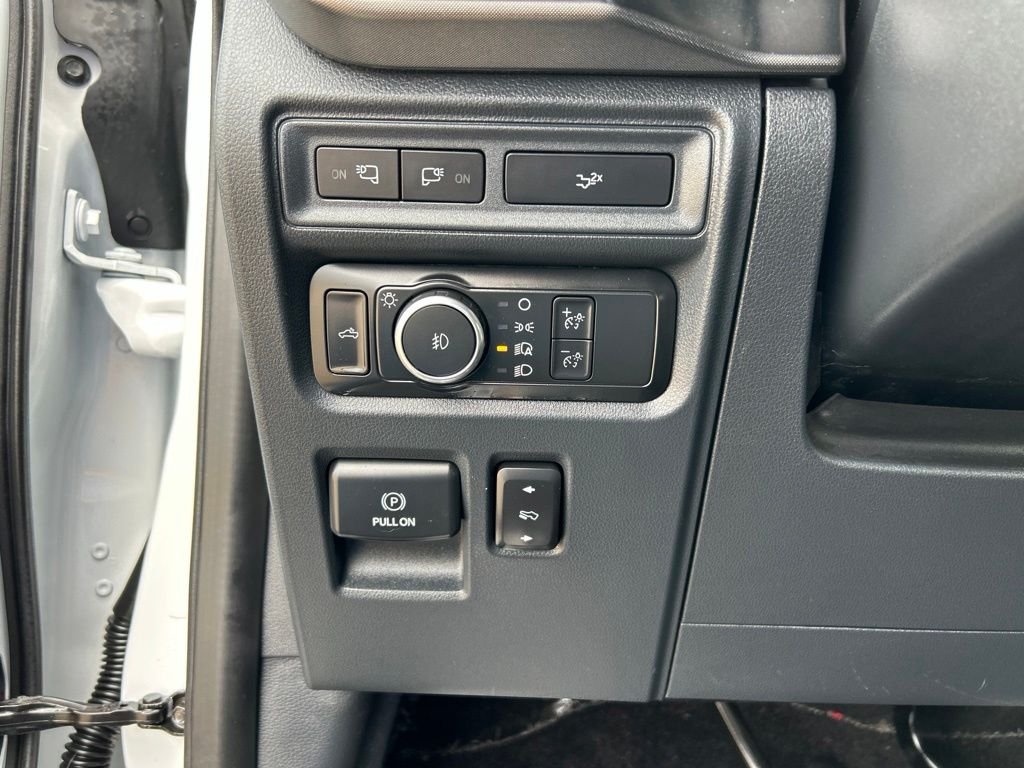 Used 2022 Oxford White Ford Tremor image 20